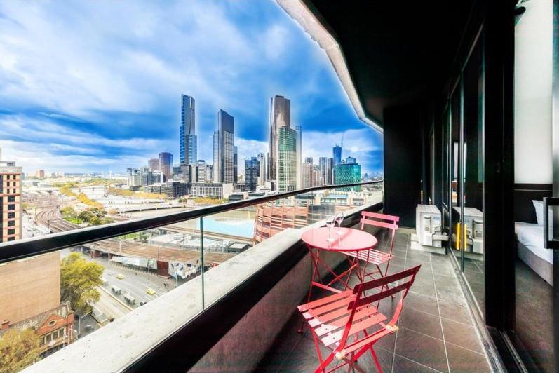 Riverview Suites By Edgetrip Мельбурн Экстерьер фото