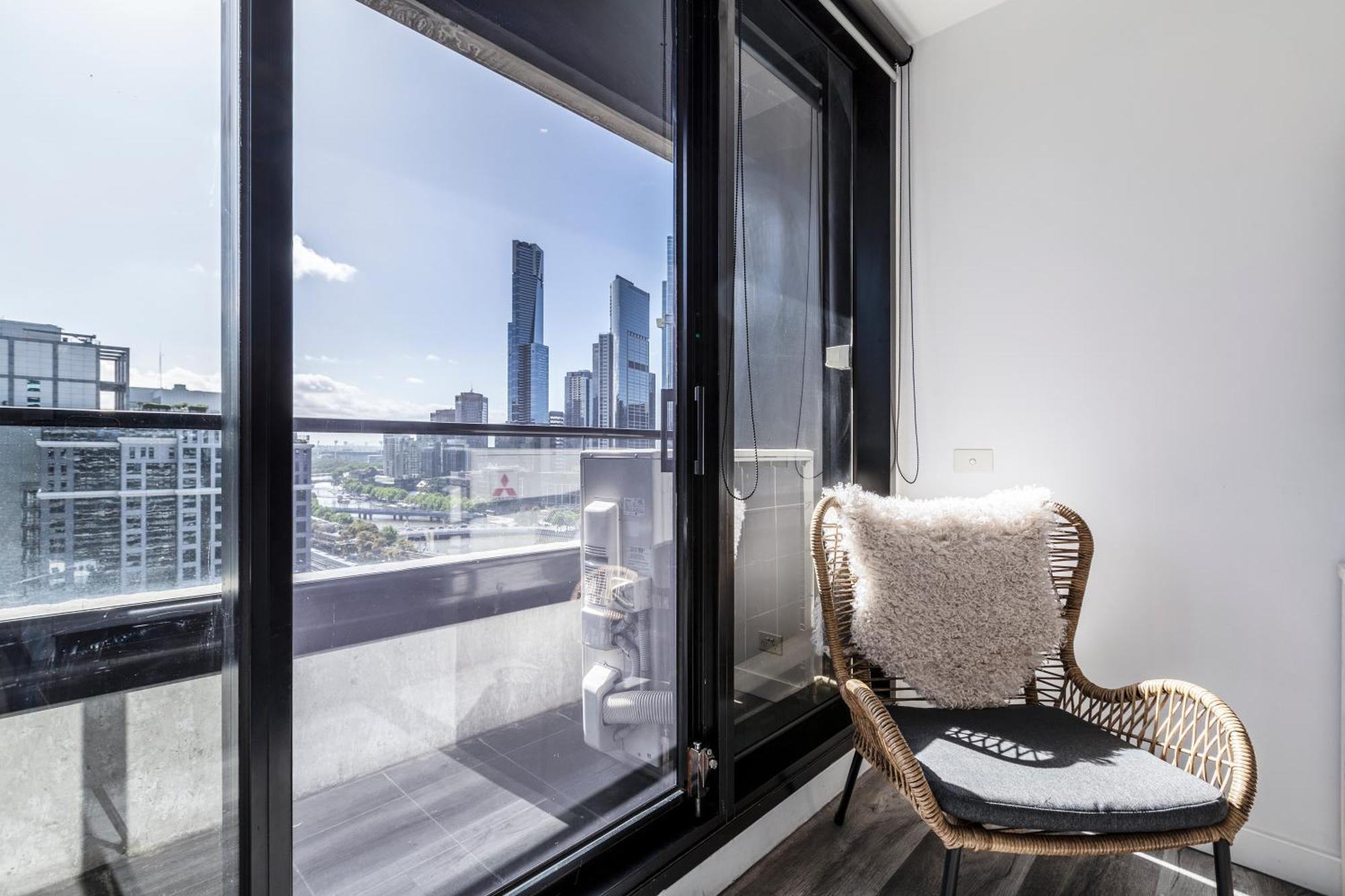 Riverview Suites By Edgetrip Мельбурн Экстерьер фото